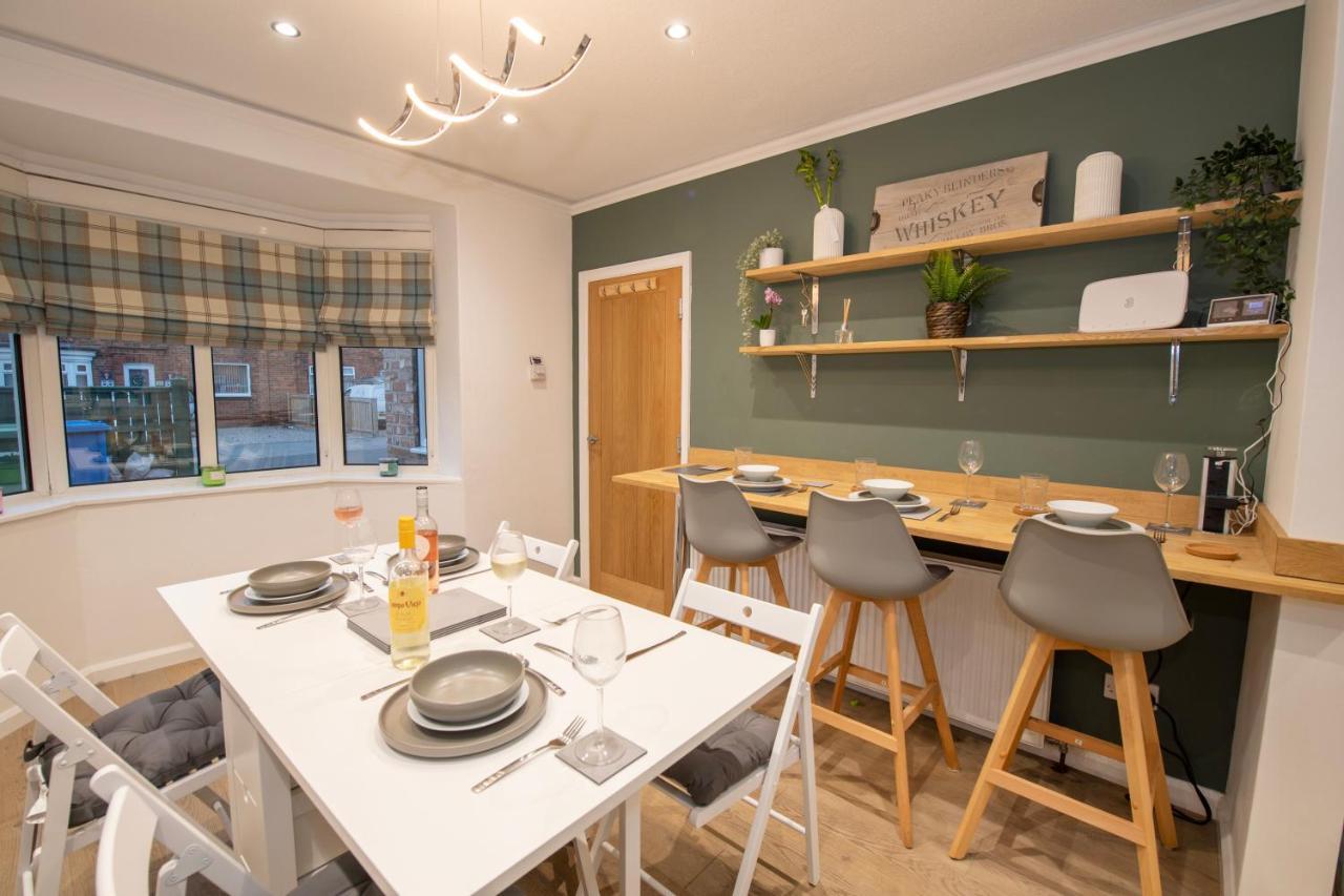 Emmadale Central Bridlington Sleeps 7-8 Exterior photo